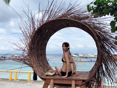 穿出去回头率超级高，质量超级好。适合小胸，不聚拢，平时穿70B，本人76斤，身高155，给大家参考下