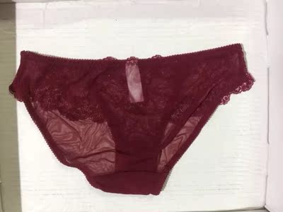 货到了很好看，完美✌️非常棒。穿上去应该也很美美的✌️不错。不错👍