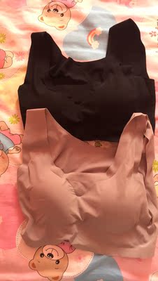 很好看,很舒服,内衣没有钢圈,不勒人,像没有穿一样 很好看,很舒服,内衣没有钢圈,不勒人,像没有穿一样