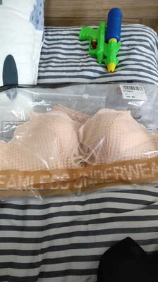 在他家买了好几套内衣了，质量都很好，很喜欢