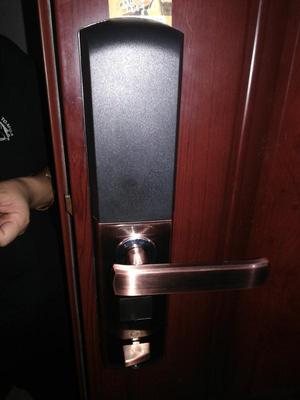 分析木工师傅解说晶思达指纹锁怎么样,安全系数高吗,真实评测