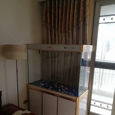 真实使用感受给家里添个德克鱼缸水族箱怎么样,上档次吗,显得有品味吗