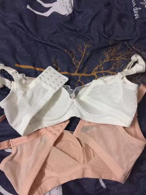 终于收到我需要的宝贝了，东西很好，这种非海绵穿的比较健康，此品牌内衣包装非常精致，无挤压现象，我很满意。魔力胶内胆比较饱满，有弹性，而且这款无钢圈的，穿着舒适度非常好，喜欢，下次还会继续购买的，这次还带了好几件，非常喜欢