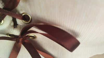 以前在淘宝天猫上买东西，都是系统自动好评，基本没认真评价过，不知道浪费了多少积分了，现在才知道淘宝评论积分还可以涨气值呢！！这才知道好评的重要性！！！这个福利实在是太赞了！！妥妥的每条都来评论下，赚积分，下次还能抵现金用！评论八十个字以上可以得到五十个积分！！从此我以后无论买什么东西都会把这段文字复制粘贴下来然后再评论！！第二次购买，第一次买的粉色，不空杯，有聚拢效果，也不容易下垂，不错，建议购买！！