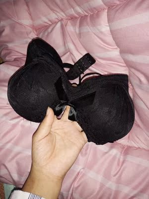 哈哈这款内衣真的挺好看啦,就喜欢这样的宠着很舒服。喜欢的小姐姐可以买哟 哈哈这款内衣真的挺好看啦,就喜欢这样的宠着很舒服。喜欢的小姐姐可以买哟