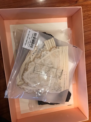 质量真的很棒～快递速度也很快～主要是穿上也很舒适！超五星好评～～～