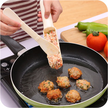 Home Kitchen Supplies DIY Fish Balls Meatballs Maker Mold Hot Pot For Pellet Shrimp Balls Tool Spoon Sharper