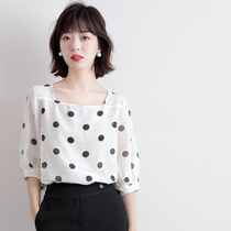 The fresh and atmospheric wave point elements are aged and added and they are thin and do not pick people ~ natural intellectual temperament