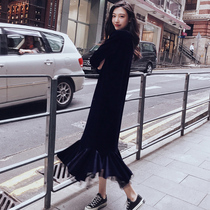 Velvet dress female spring and autumn 2023 new temperament long sleeve bottom with a long - sleeve outer wearing leaf skirt