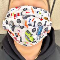 Spot Japan Buy SKATER caterpillar small car toddler child cartoon breathable mask 10 to be 4-12 years old