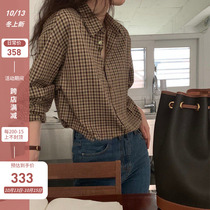Autumn brown plaid shirt womens design sense niche 2021 wear thin French niche stacked shirt Women