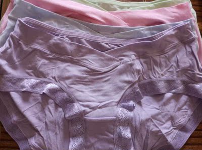 质量好的没话说，已经购买第二次了，面料很舒服也很实惠，相当于十块钱一条，非常的划算呢，洗了也没有掉色，穿在身上也很贴身，颜色也是我喜欢的颜色，这种内裤生了也可以穿，很不错哟✺◟(&lowast;❛ัᴗ❛ั&lowast;)◞✺喜欢的亲们赶紧入手吧(｡･&omega;･｡)ﾉ♡