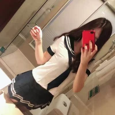 自从入了这家店衣服后，再也停不下来了，就喜欢她们家宝贝啦，可爱！每次上新几乎买，都是我的菜，嘻嘻&hellip;&hellip;