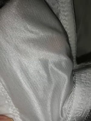 质量超好,穿起来也舒服,拿到手就被我洗了。 质量超好,穿起来也舒服,拿到手就被我洗了。