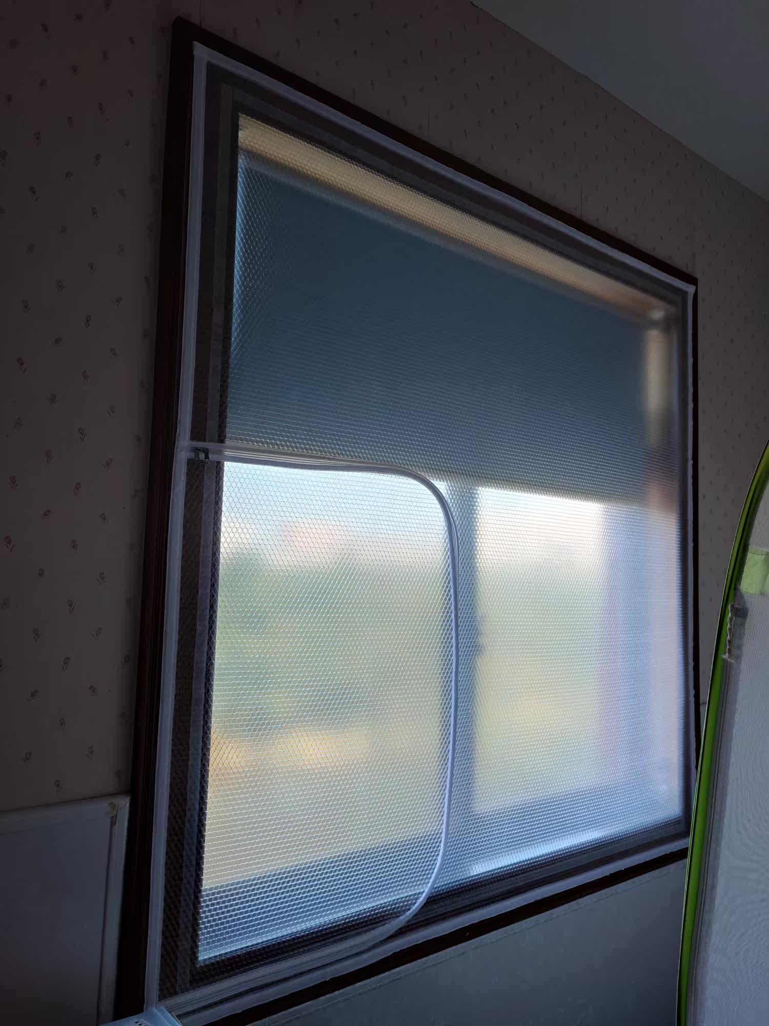 冬季密封窗户防风保暖窗帘冬天卧室防寒保温膜双层防漏风挡风神器