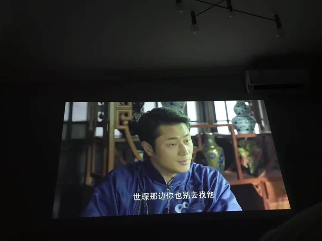 大家爆料坚果J9投影仪怎么样差不差?一个月感受