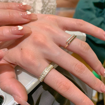 Send the ring ring ins fashion ring light luxury niche design exquisite cold wind food ring simple and versatile
