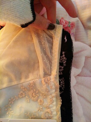 很少女呢,可以说很喜欢了。之前都是在实体店买的这个牌子内衣。第一次在网上买这个。很喜欢😍会回购的。 很少女呢,可以说很喜欢了。之前都是在实体店买的这个牌子内衣。第一次在网上买这个。很喜欢😍会回购的。