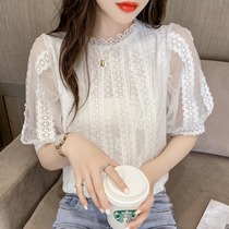 Very fairy top goddess fan design sense 2021 summer new sweet foreign style lantern sleeve lace mesh sweater