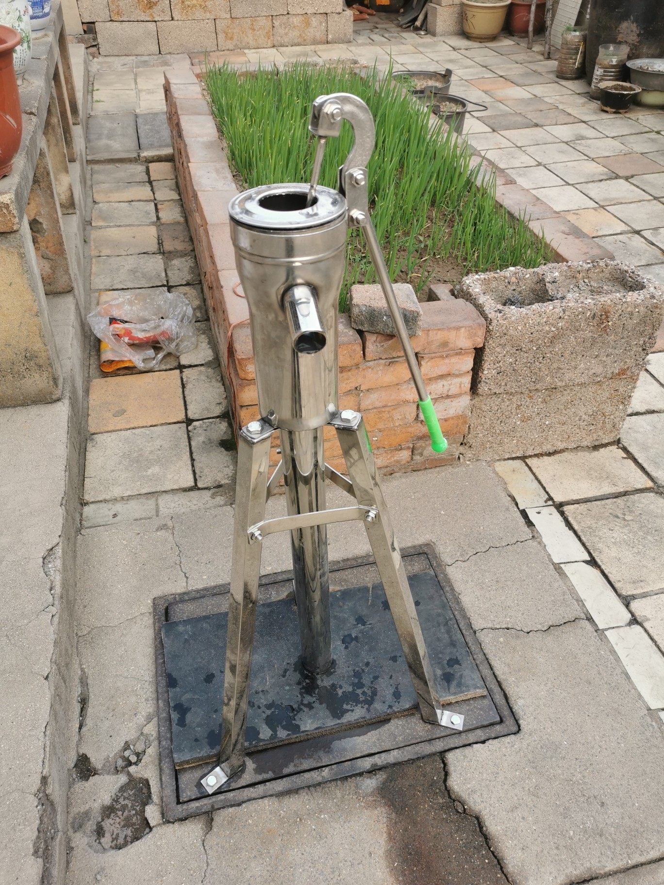 手摇抽水泵压水井动老式原始地面吸水器打神器家用小型迷你不锈钢