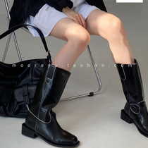 South Koreas Dongdaemun Founder Rider Boots Woman 100 Lapped Retro Rough Heel Midcylinder Boots to Decorate Yingren Craze