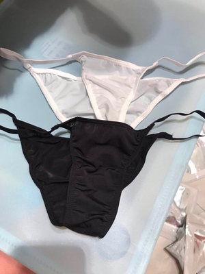 **，另外一家买了两件居然一模一样  人家才16.8元。有没有搞错。