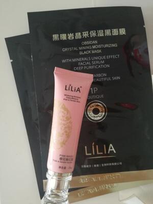 收到货了，产品挺精致的。查询了是真品，用着温和不刺激皮肤，很安全。刚开始用才几天，有点黑色素淡化，但还没看到明显效果，我会坚持使用的，期待更明显的效果。