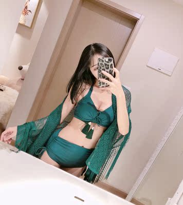 颜色个图片一样没有色差哦,蛮显皮肤白的哦,上身效果蛮喜欢的,发货速度也快,满意嘻嘻 颜色个图片一样没有色差哦,蛮显皮肤白的哦,上身效果蛮喜欢的,发货速度也快,满意嘻嘻