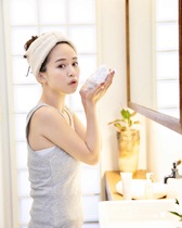 Spot sunny day for use in Japan youange Popularity Cleansing of Noodle Milk Moisturizing Gentle Suga Suga Yuko Recommended