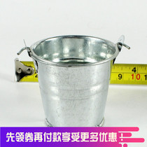 TB71-24 1 6 soldiers model buckets of water (bright face)