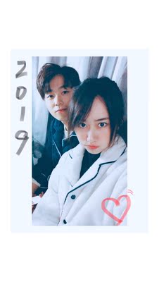 买了套情侣的，棒棒的呦！衣服很厚很软很舒服，刚上身的时候贴身穿也不会觉得很冷。