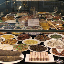 Yangji agate natural pure primary color rough Manhan Banquet Agate decoration strange stone collection amazing