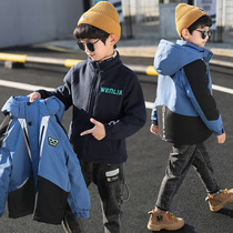 Boys autumn and winter thick plus velvet three-in-one clothes 2021 new middle school children winter jacket cotton jacket foreign gas