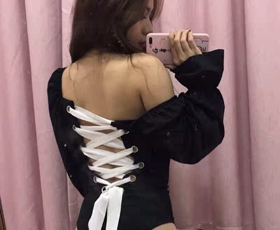 衣服很美超级喜欢质量也很棒出去玩的时候穿太完美