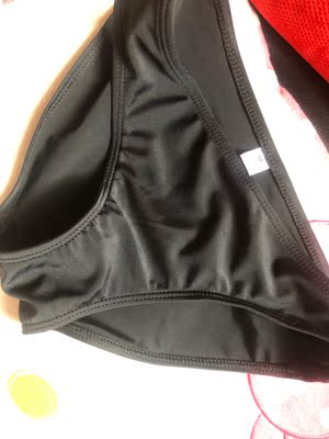 穿上就脱不下来的喜欢，美了半天，170 96m码正好。