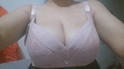 第一次在网上购买,买小了,联系了客服,退货,这次是购买的是客服推荐的一款,收到后试穿,大小合适,谢谢!很喜欢😊,一直穿莎莲妮这个牌子的,质量很好,推荐大家购买。 第一次在网上购买,买小了,联系了客服,退货,这次是购买的是客服推荐的一款,收到后试穿,大小合适,谢谢!很喜欢😊,一直穿莎莲妮这个牌子的,质量很好,推荐大家购买。