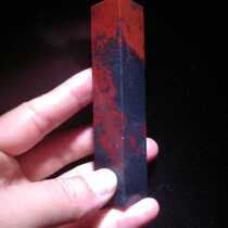 Guilin chicken blood Jade Qiankun material black bottom Red gold bottom seal Student chapter Office private chapter