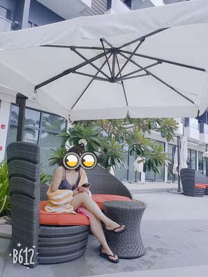 泳衣的质量很好穿上很性感很好看唯一的缺点就是我太胖了要是瘦点腰细的人穿上会更好的😂