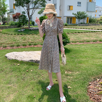 French retro floral skirt temperament thin lapel collar bubble sleeve dress Platycodon skirt A- line dress oil painting skirt women Summer