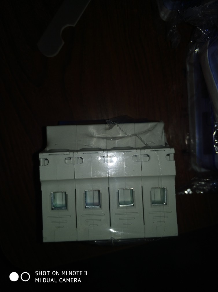 正泰H1-103防溅盒