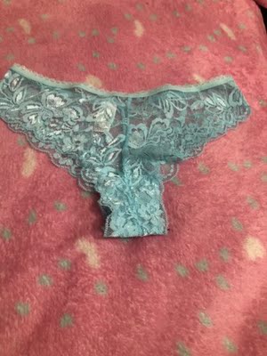 小内内很漂亮，可爱，穿着很性感，朦胧的感觉，就是我想要的