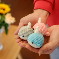 New small whale handmade DIY woolen crochet couple doll mobile phone chain material package video tutorial
