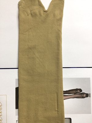 新收到袜子破的，联系了一下，态度就差的不行，好像我讹它一样，我故意把袜子搞破，真的是脑子破的。无所谓啦，反正店大欺客，但是你的错误也不能我买单啦。