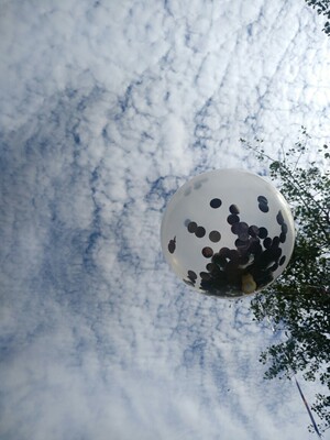 刚用过，我觉得不错呀 就是用过一次后没有第一次那么粘了，不过还可以