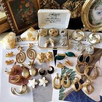 Overseas Western Antique Jewelry vintage Earrings Joker Elegant European and American Summer Fashion vintage earrings CP earrings C2