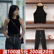 Xin Zhilei Lin Sa with the same black slim-fit womens summer sleeveless T-shirt worn outside the base small camisole strapless top