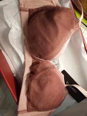 什么宝藏内衣啊!!!颜值太高了吧!穿起来也超级舒服的,而且很适合我这种小胸啊! 什么宝藏内衣啊!!!颜值太高了吧!穿起来也超级舒服的,而且很适合我这种小胸啊!