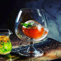 Short foot cocktail Cup creative brandy Cup unleaded glass whisky glass glass whiskey glass texture Cup golden tonic Cup