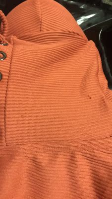 这件感觉不错 就是质地会起粒 我还没穿 刚到手 已经看到有颗粒 有一处还被勾到了