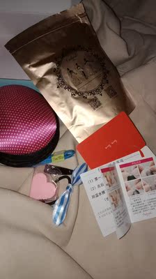 物流超级快 还附送使用说明 包装精致小物什一大堆。